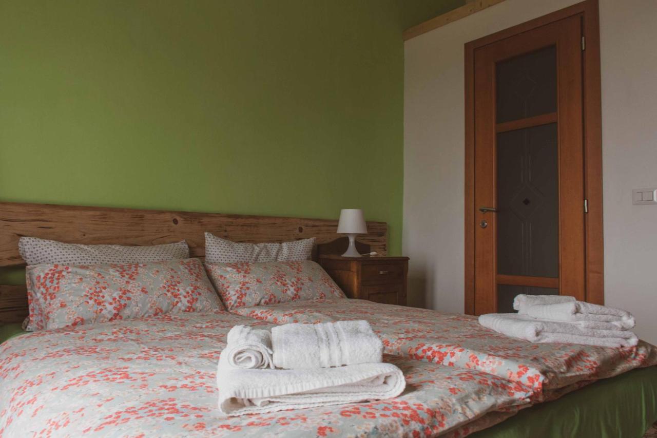 Bed And Breakfast Humus Sapiens Castiglione Chiavarese 外观 照片